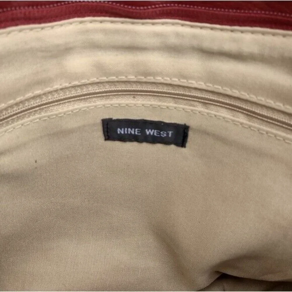 Vintage Nine West Faux Leather Hobo Bag Tassel Red Southwest Shoulder Bag‎